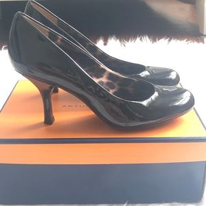 Arturo Chiang pumps